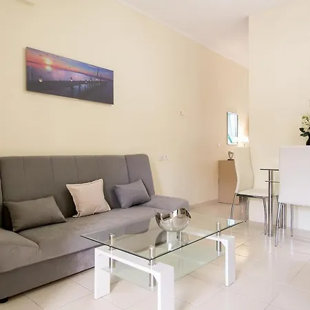 Tranquil Corfu Apartamento Kontokali